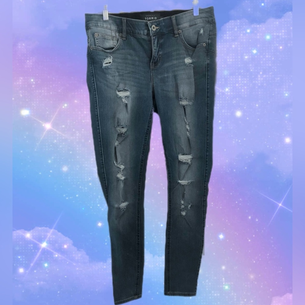 Torrid Premium Bombshell Skinny Distressed Stretch Jeans 12 R NWOT